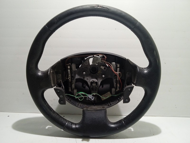 Recambio de volante para renault scenic ii referencia OEM IAM 8200276081  