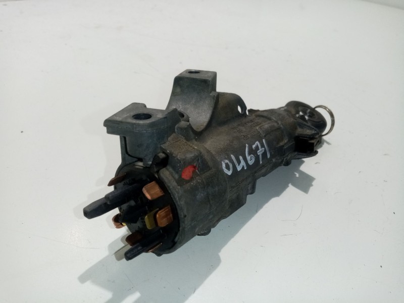 Recambio de conmutador de arranque para seat leon (1m1) stella referencia OEM IAM 4B0905851B  