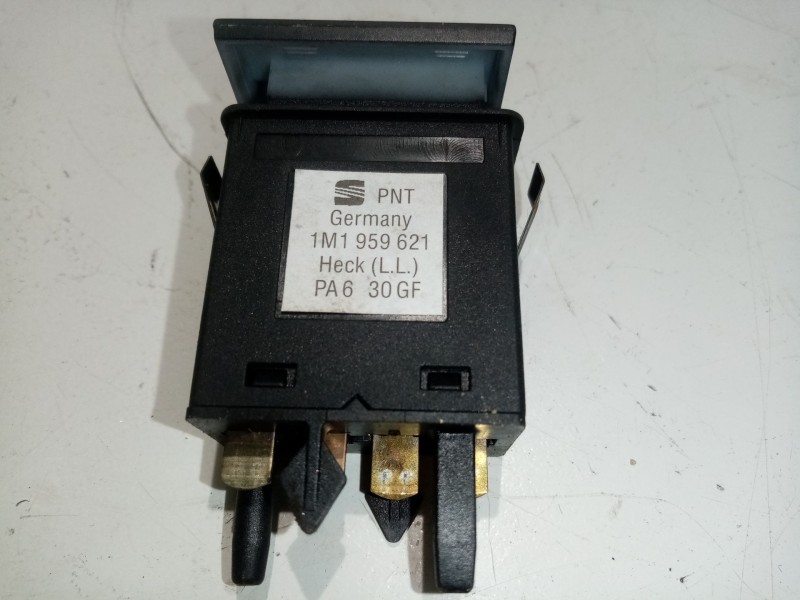 Recambio de interruptor para seat leon (1m1) stella referencia OEM IAM 1M1959621  