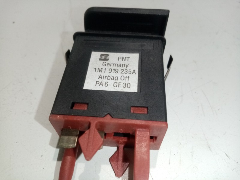 Recambio de interruptor para seat leon (1m1) stella referencia OEM IAM 1M1919235A  