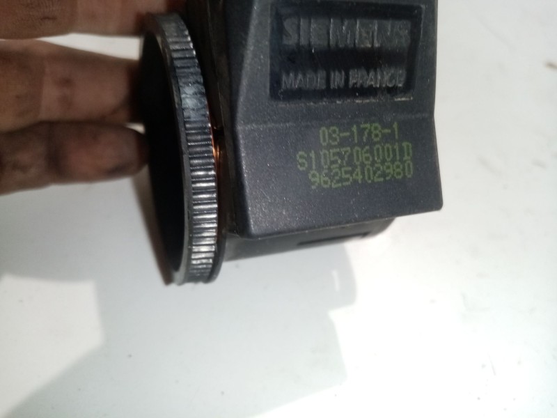 Recambio de antena para peugeot 307 break / sw (s1) 2.0 hdi cat referencia OEM IAM 9625402980  