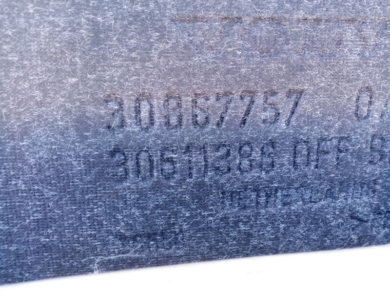 Recambio de bandeja trasera para volvo v40 familiar 1.9 diesel referencia OEM IAM 30867757  