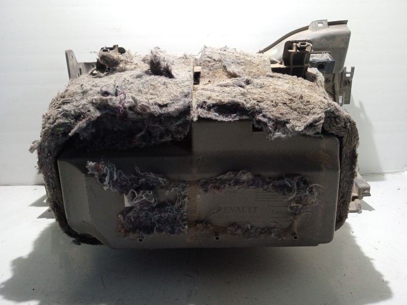 Recambio de guantera para renault kangoo 1.5 dci diesel referencia OEM IAM 681086701R  