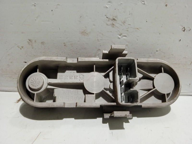 Recambio de portalamparas para volvo v40 familiar 1.9 diesel referencia OEM IAM 29262001  