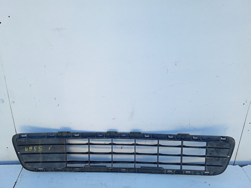 Recambio de rejilla delantera para fiat punto berlina (188) 1.2 cat referencia OEM IAM 735366075  