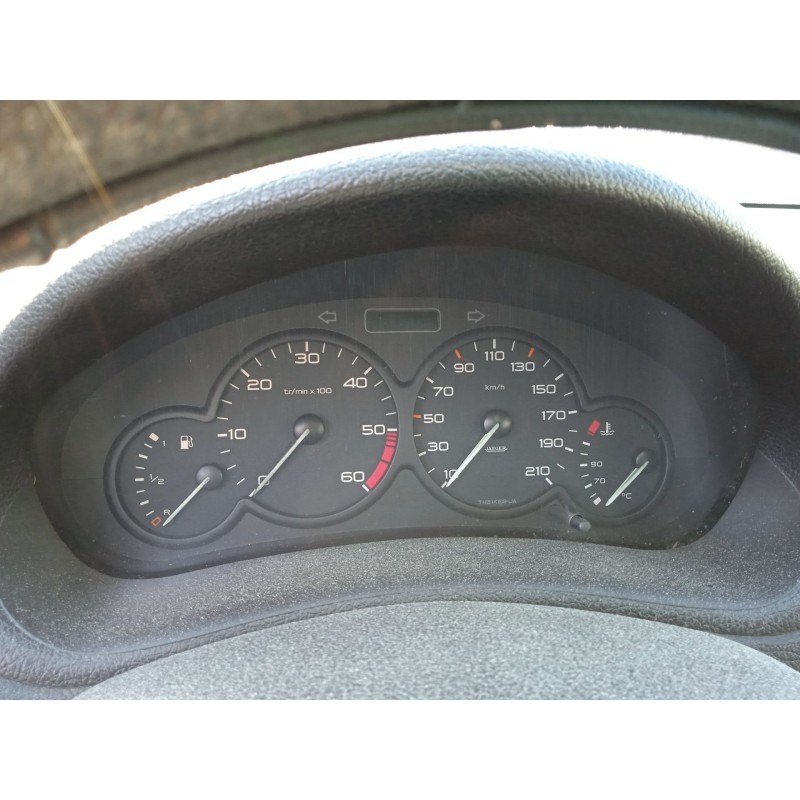 peugeot 206 fastback (2a/c) del año 2001