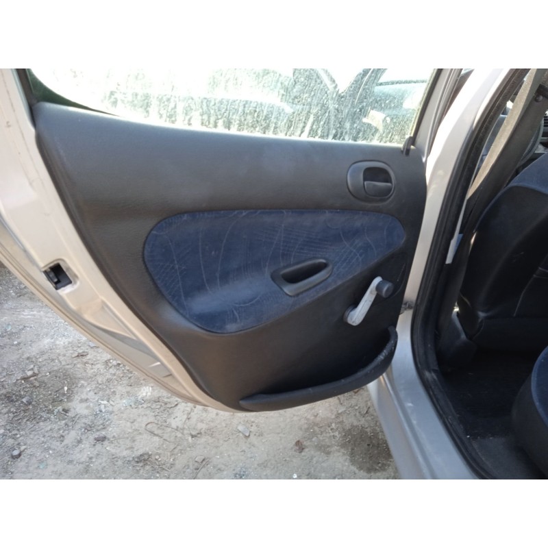 peugeot 206 fastback (2a/c) del año 2001