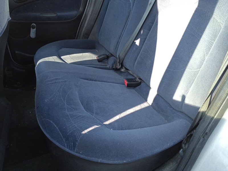 peugeot 206 fastback (2a/c) del año 2001