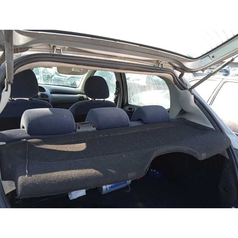 peugeot 206 fastback (2a/c) del año 2001