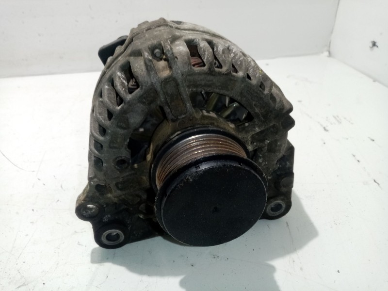 Recambio de alternador para seat ibiza iii (6l1) 1.4 tdi referencia OEM IAM 7701499959  