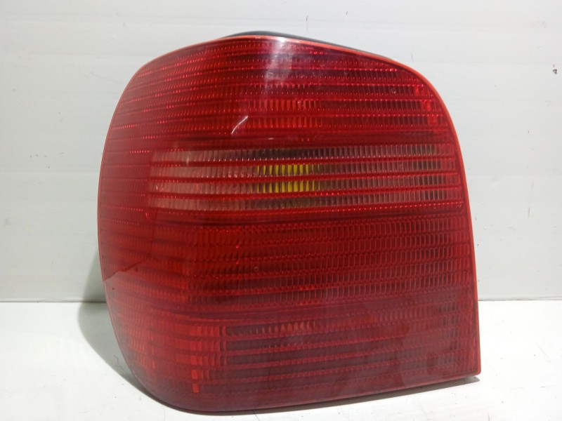 Recambio de piloto trasero izquierdo para volkswagen polo (6n2) 1.0 referencia OEM IAM 6N0945095H  