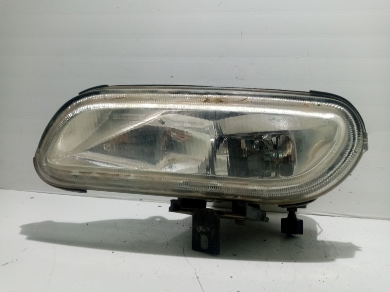 Recambio de faro antiniebla izquierdo para peugeot 406 berlina (s1/s2) referencia OEM IAM 37090748S  