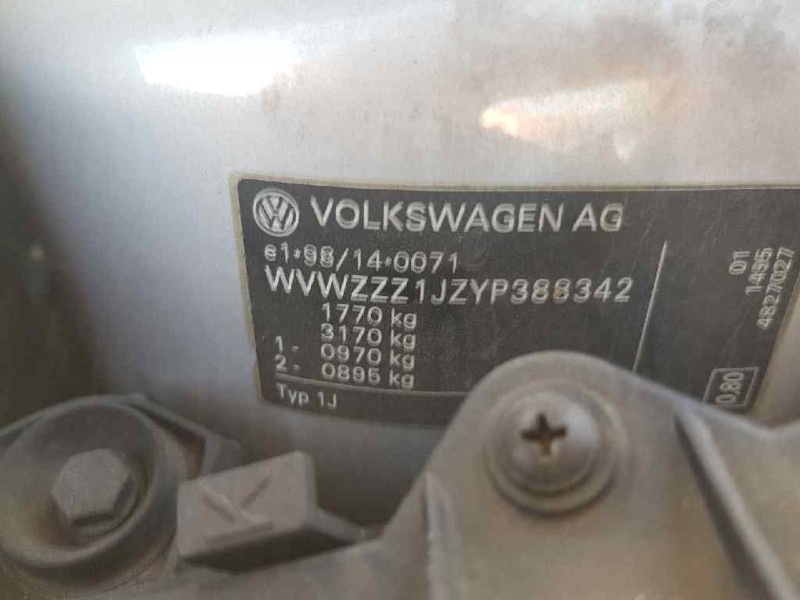 volkswagen golf iv berlina (1j1) highline   |   05.99 - 12.02 | 1999 - 2002 | 116 cv / 85 kw del año 1999