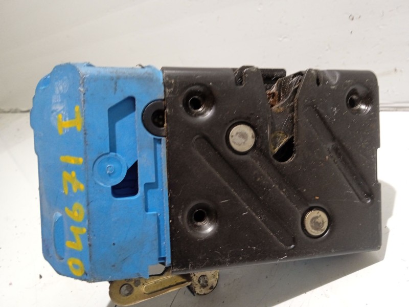 Recambio de cerradura puerta delantera izquierda para volvo v70 familiar referencia OEM IAM 30784976  