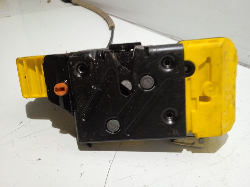 Recambio de cerradura puerta trasera derecha para volvo v70 familiar referencia OEM IAM 8650555 30699762 