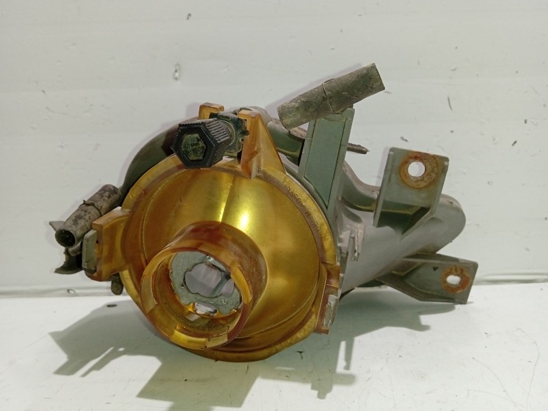 Recambio de faro antiniebla derecho para volvo v70 familiar referencia OEM IAM 8620229  