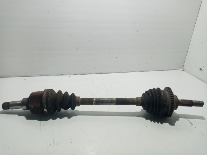 Recambio de transmision delantera izquierda para peugeot 206 berlina 1.4 hdi referencia OEM IAM 3272CQ 32727E 