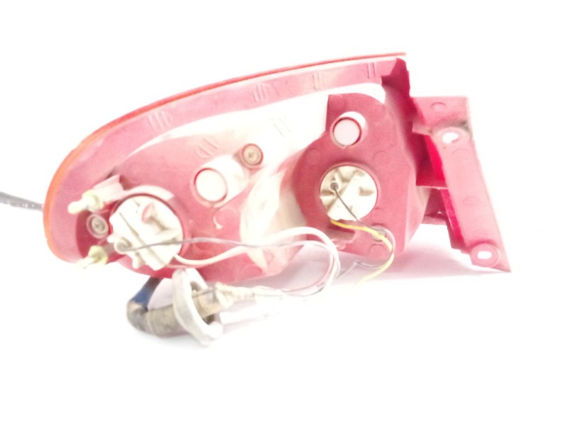 Recambio de piloto trasero derecho para chevrolet lacetti (j200) 1.6 referencia OEM IAM 96387725  