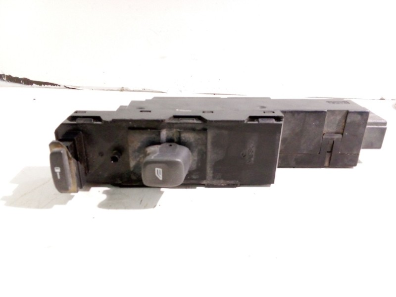 Recambio de mando elevalunas delantero derecho para volvo s80 berlina 2.5 d referencia OEM IAM 9482961  