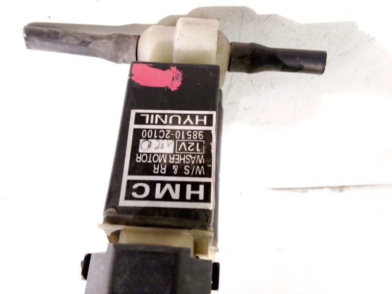 Recambio de bomba limpia para hyundai tucson (jm) 2.0 referencia OEM IAM 985102C100  