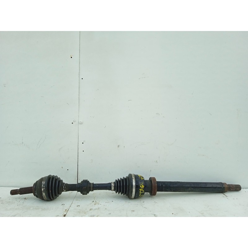 Recambio de transmision delantera derecha para nissan interstar (x70) referencia OEM IAM 8200414937  