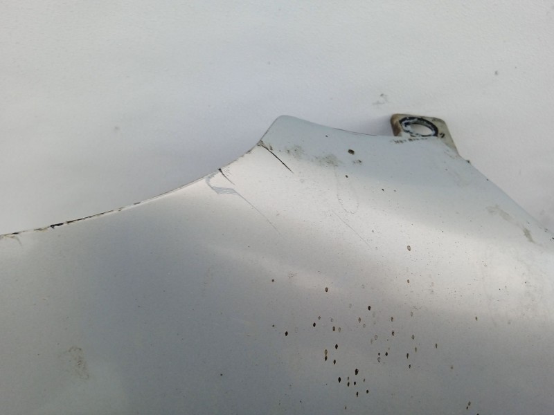 Recambio de aleta delantera derecha para renault scenic 1.9 dci diesel cat referencia OEM IAM 7751474883  