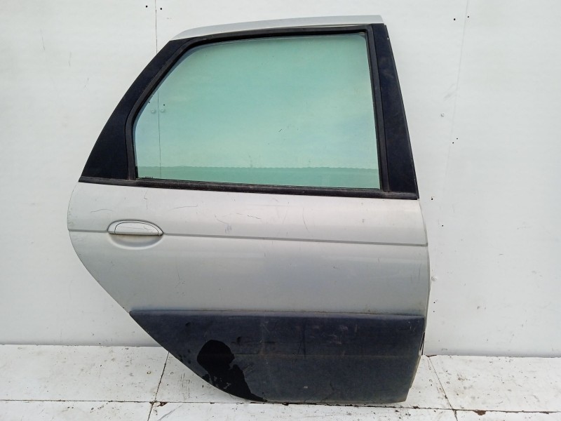 Recambio de puerta trasera derecha para renault scenic 1.9 dci diesel cat referencia OEM IAM 7751472408  