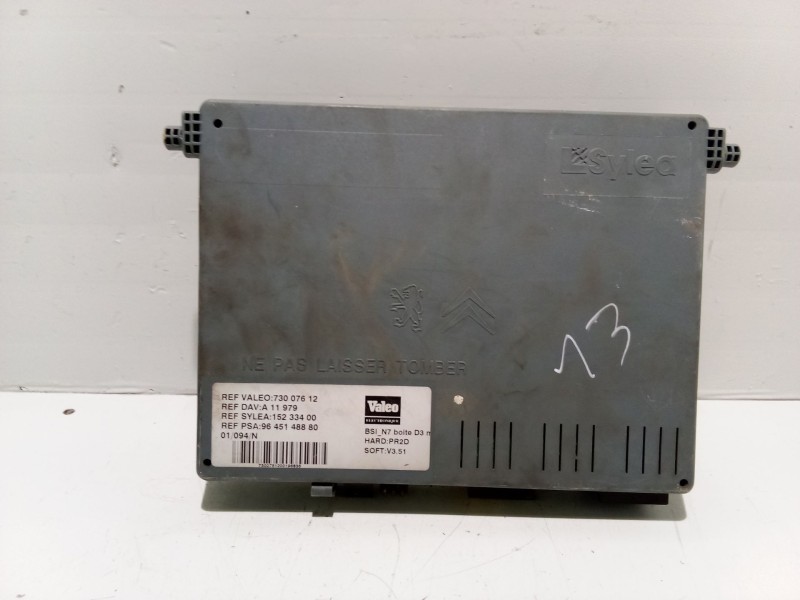 Recambio de centralita bsi para citroën xsara berlina referencia OEM IAM 73007612 9645148880 A11979