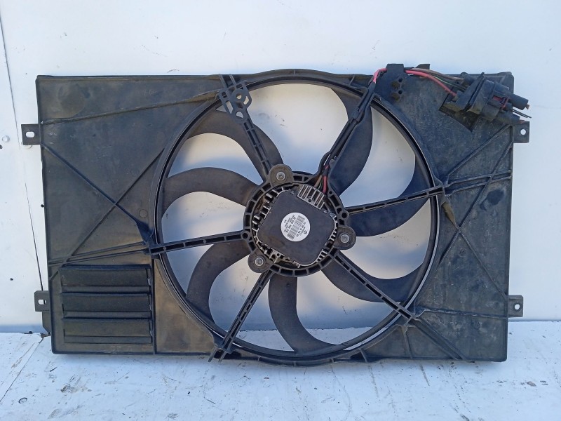 Recambio de electroventilador para volkswagen golf v variant (1k5) 1.9 tdi referencia OEM IAM 1K0121207T  