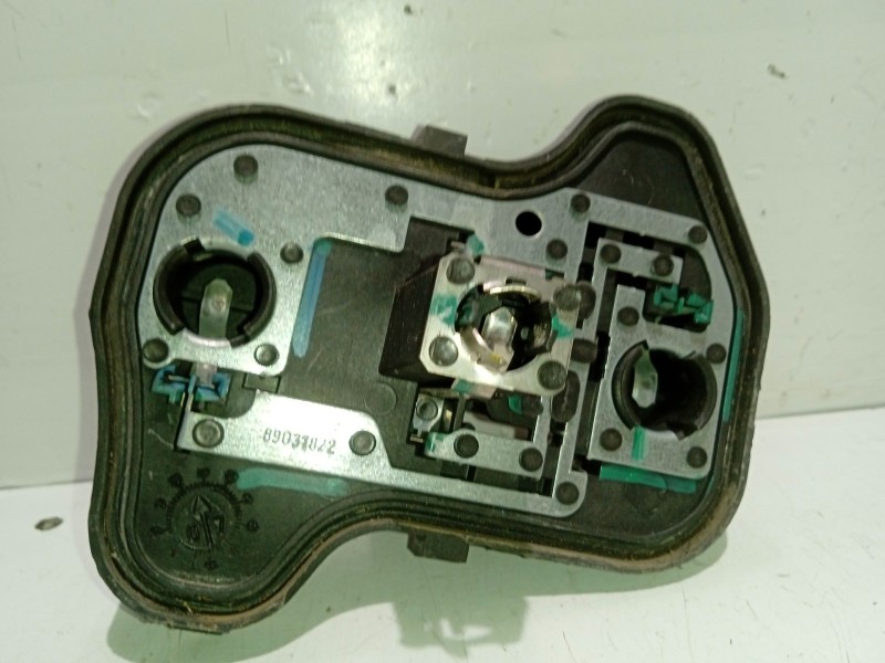 Recambio de portalamparas para volkswagen golf v variant (1k5) 1.9 tdi referencia OEM IAM   