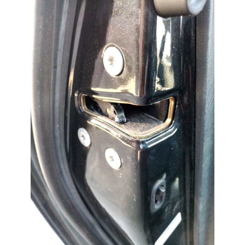 Recambio de cerradura puerta trasera izquierda para toyota corolla (_e12_) 2.0 d-4d (cde120r_, cde120l_) referencia OEM IAM 6906