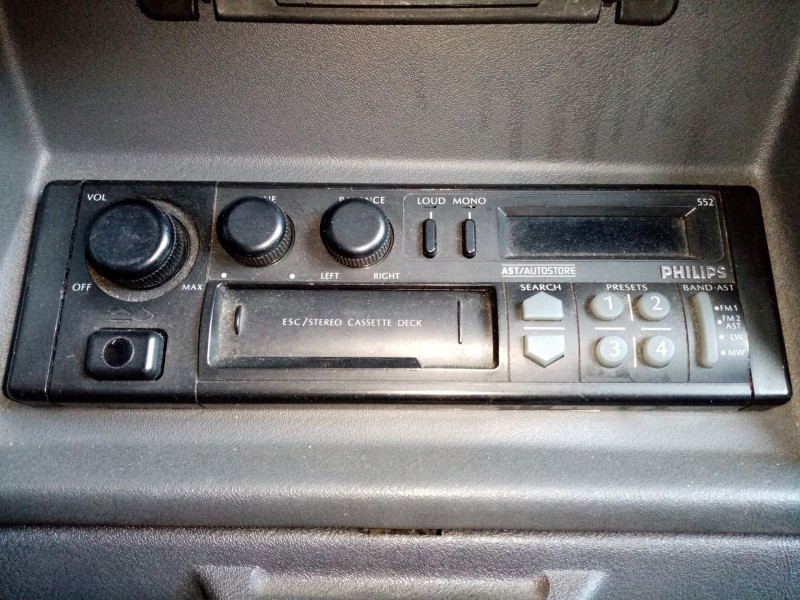 Recambio de sistema audio / radio cd para peugeot 309 ii (3c, 3a) 1.4 referencia OEM IAM NEWONEAR250  