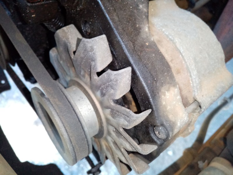 Recambio de alternador para peugeot 309 ii (3c, 3a) 1.4 referencia OEM IAM 570563  