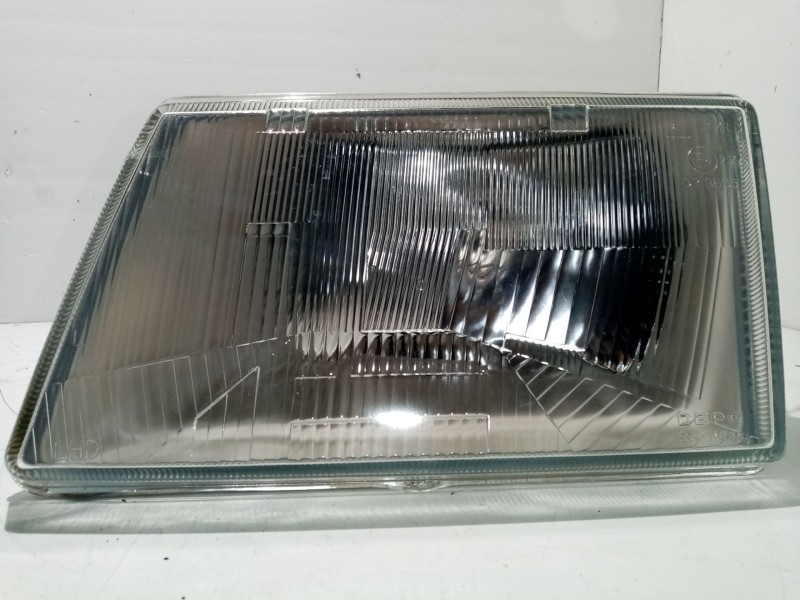 Recambio de faro izquierdo para peugeot 309 ii (3c, 3a) 1.4 referencia OEM IAM 620492  