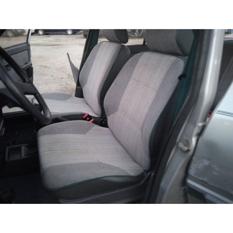 peugeot 309 ii (3c, 3a) del año 1992