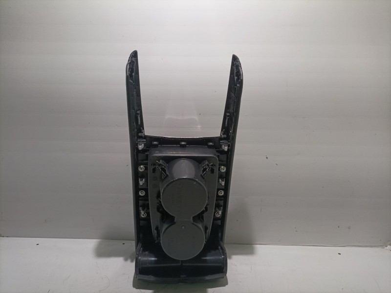 Recambio de guantera para mazda 6 sedán (gj, gl) 2.2 d (gj2fp) referencia OEM IAM GML860482  