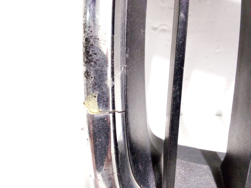 Recambio de rejilla delantera para bmw serie 3 berlina (e90) 320d referencia OEM IAM 22405910  