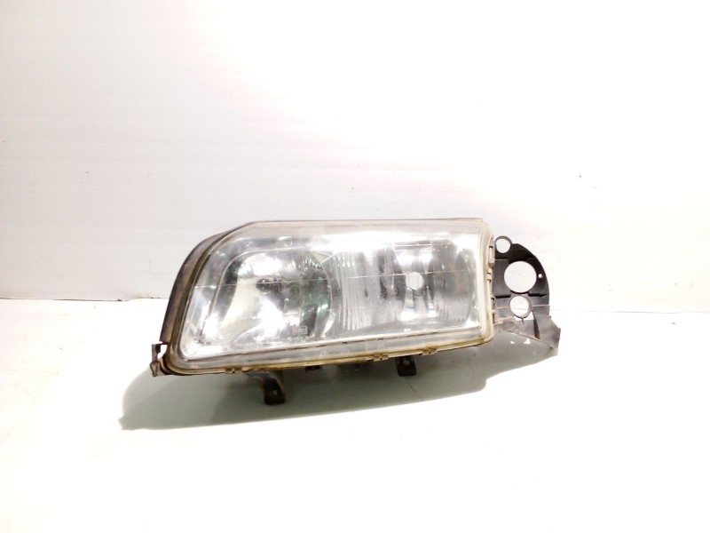 Recambio de faro izquierdo para volvo s80 berlina 2.5 d referencia OEM IAM 04HCR3002A 8662867 89006414