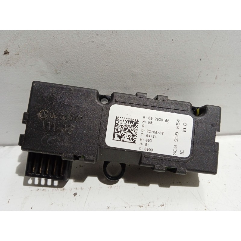 Recambio de sensor para volkswagen passat b6 (3c2) 2.0 tdi 16v referencia OEM IAM 3C0959654  