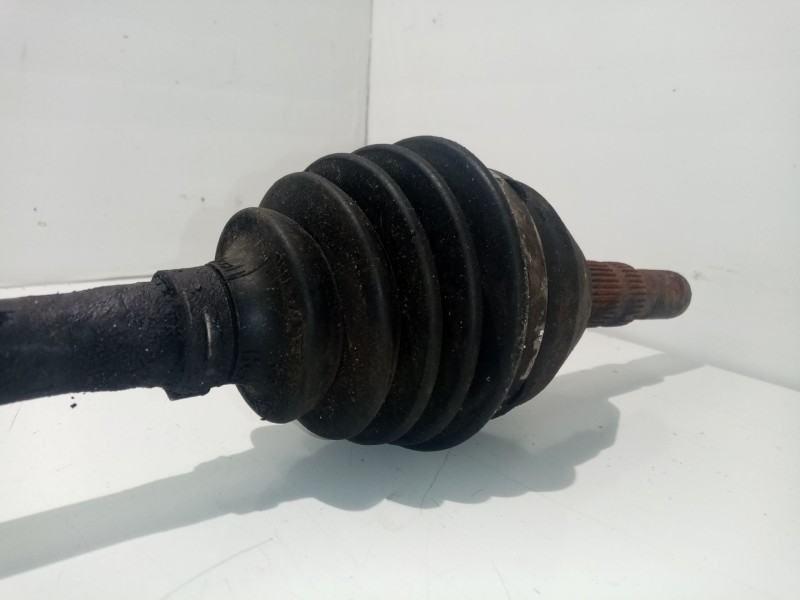 Recambio de transmision delantera derecha para opel astra h (a04) 1.4 (l48) referencia OEM IAM 374601  