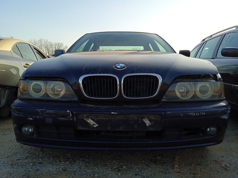 bmw serie 5 berlina (e39) del año 2001