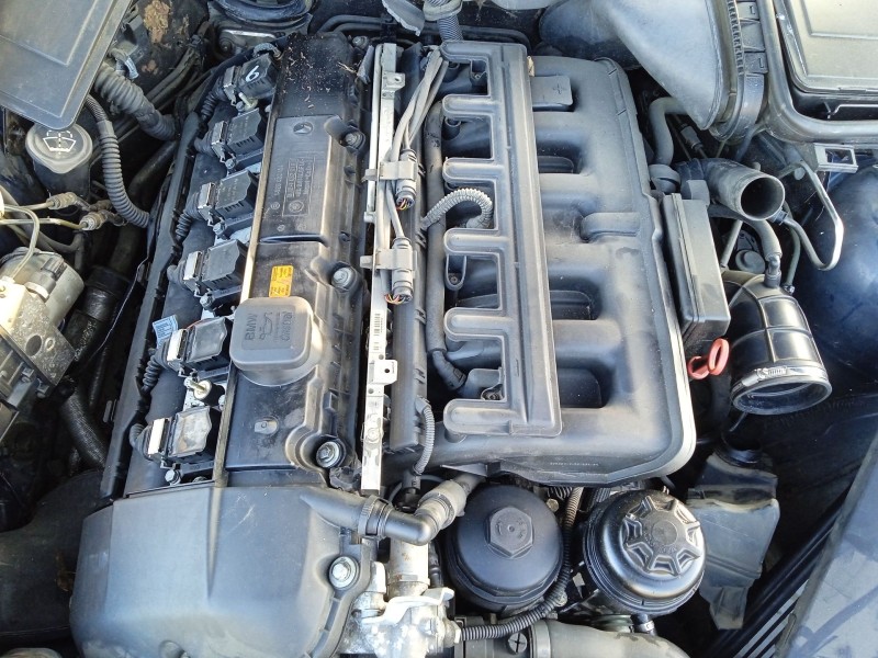 bmw serie 5 berlina (e39) del año 2001