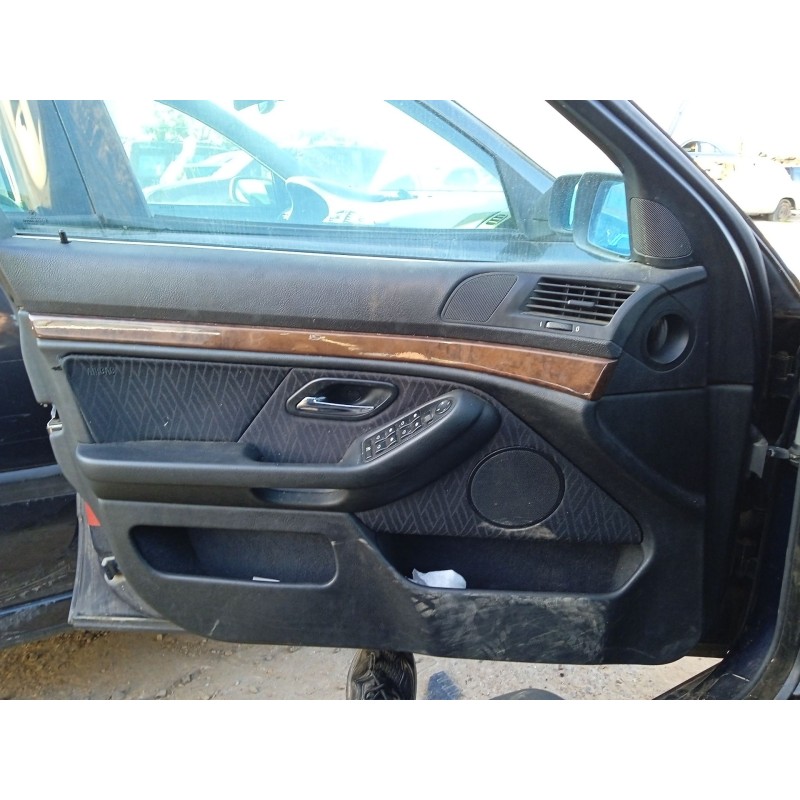 bmw serie 5 berlina (e39) del año 2001