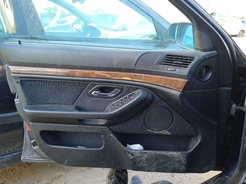 bmw serie 5 berlina (e39) del año 2001