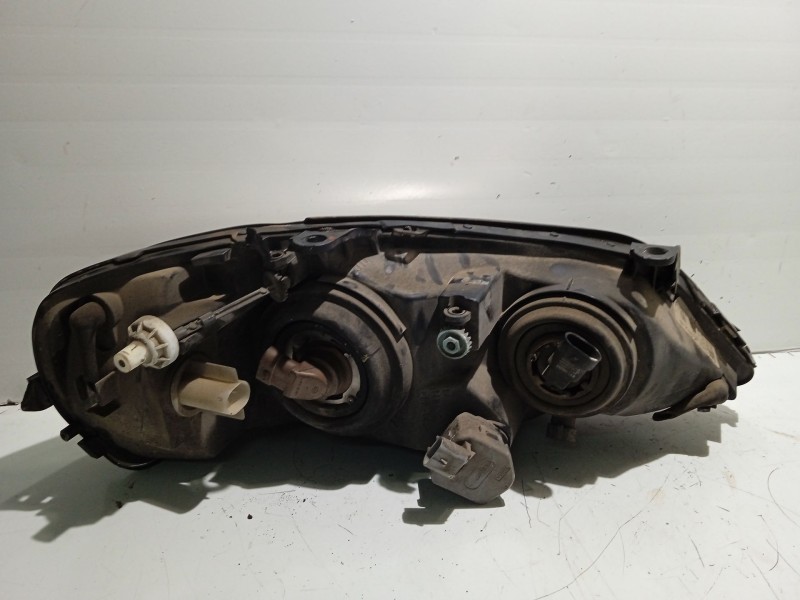 Recambio de faro izquierdo para opel astra g caravan referencia OEM IAM 90520877LH  