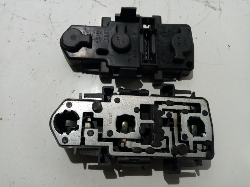 Recambio de portalamparas para audi a6 berlina (4b2) 2.5 v6 24v tdi referencia OEM IAM   