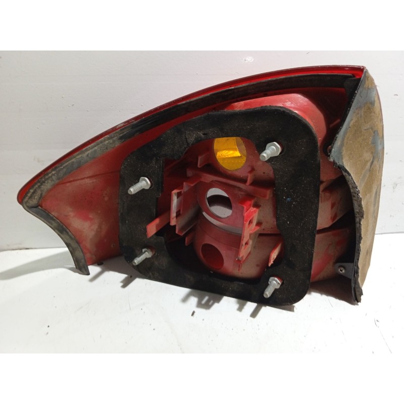 Recambio de piloto trasero derecho para audi a6 berlina (4b2) 1.8 t referencia OEM IAM 4B5945096  