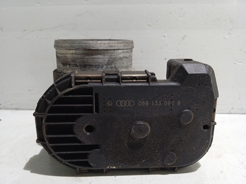 Recambio de caja mariposa para audi a6 berlina (4b2) 1.8 t referencia OEM IAM 06B133062B 058133063Q 