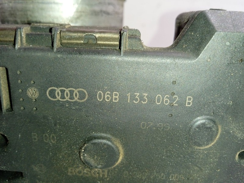 Recambio de caja mariposa para audi a6 berlina (4b2) 1.8 t referencia OEM IAM 06B133062B 058133063Q 