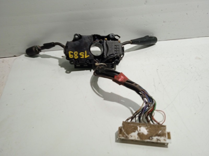 Recambio de mando multifuncion para toyota rav 4 funcruiser (a1) referencia OEM IAM 174415R  